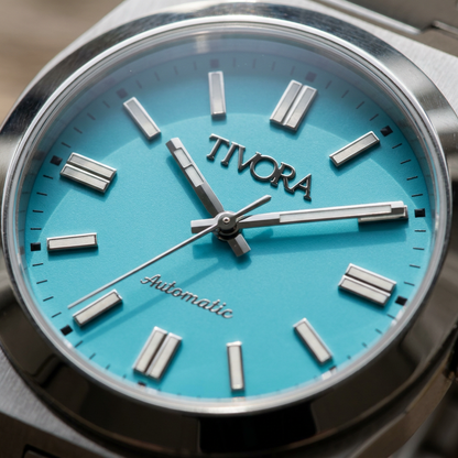 Échelon Argent Steel Azure Dial – close-up
