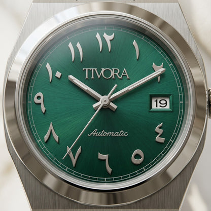 Élan Argent Steel Arabic Emerald Dial – close-up